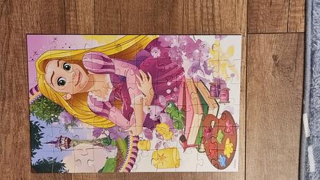 Puzzle- na vlásku, ariel 2v1,