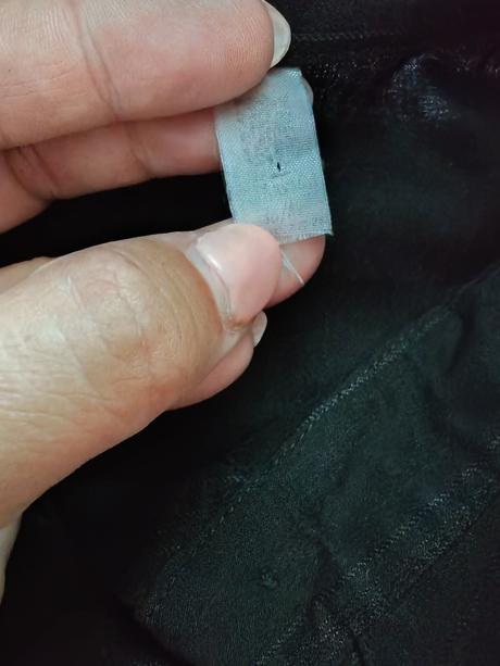 Košeľa s lesklými pásikmi, 38