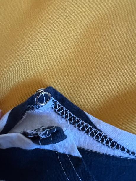 Pískacie tričko, 80