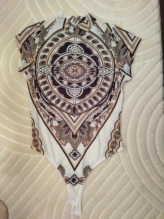 Body s krátkym rukávom, m