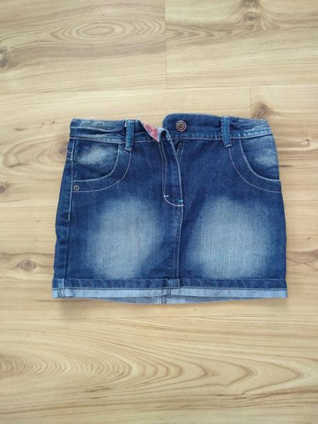 Sukna, early days,128