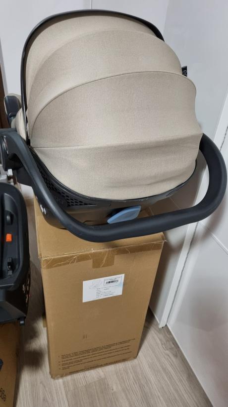 Autosedačka vajíčko egg shell s isofix základňou, babystyle