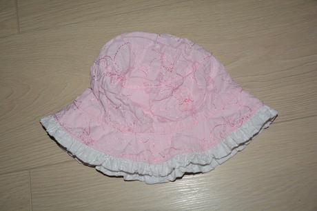 Klobúčik na leto, rockino,80