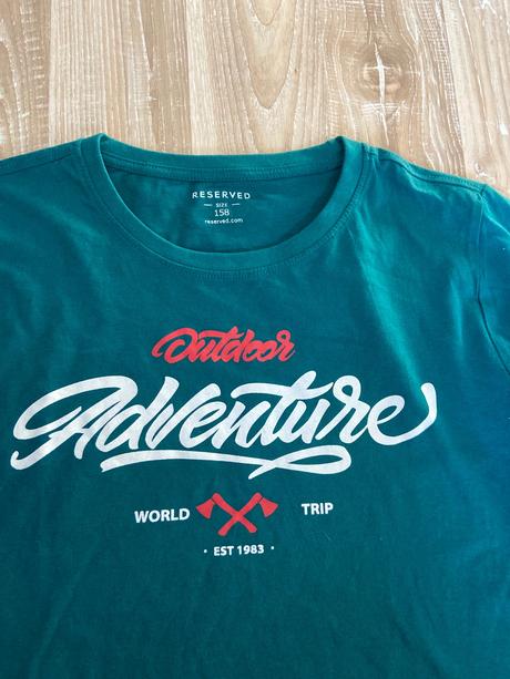 Tricko, reserved,158