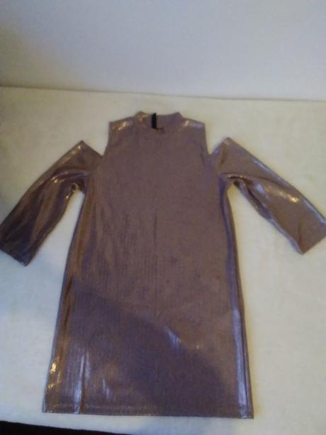 Stradivarius upletovy top s metalickým vzhľadom, stradivarius,xs