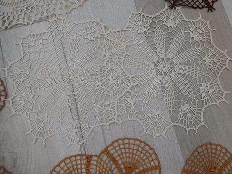 Háčkované dečky do hneda, 