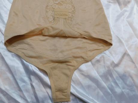 C&a kvalitné formujúce body, c&a,80b