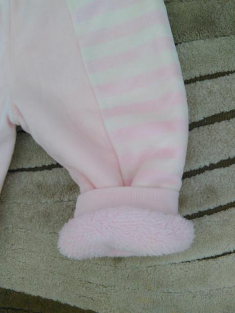 Krásna mäkkučká súprava, 68