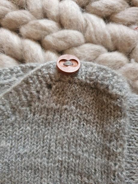 Svetrík  a ponožky, 56