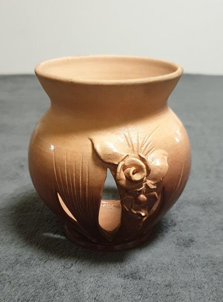 Keramický svietnik, 