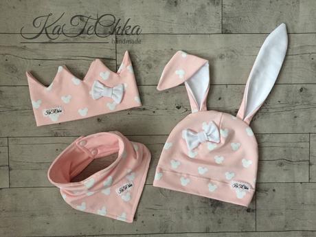 Krasna korunka s nakrcnikom, <50 - 158