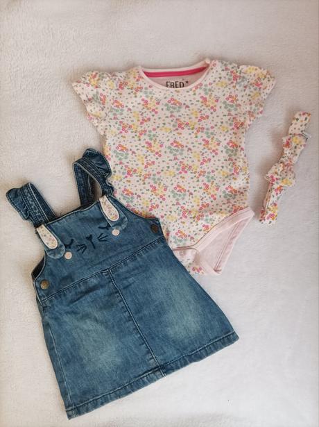 Body a šaty, f&f,68