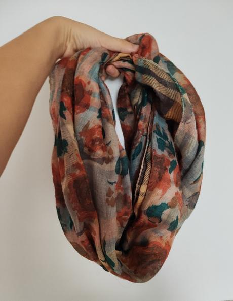 Nekonečná šatka, reserved