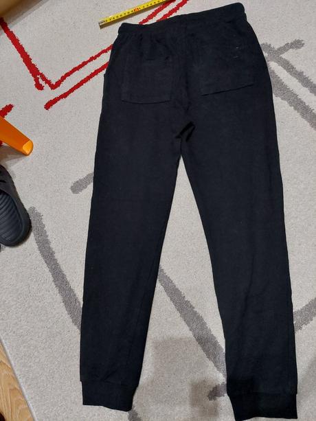 Tepláky sinsay v.146, sinsay,146