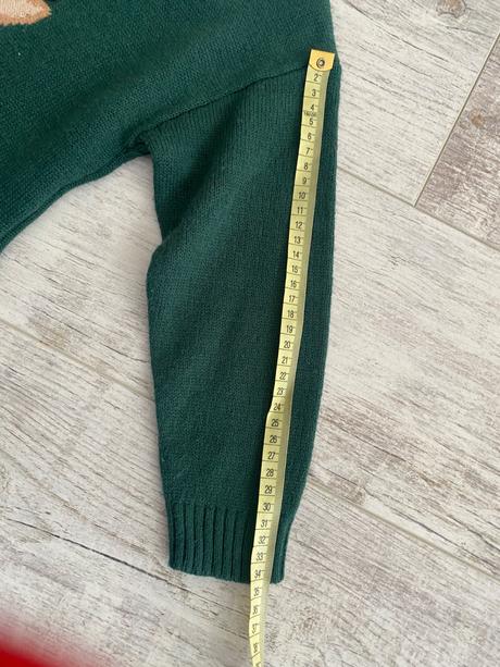 Sveter, reserved,122