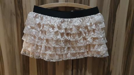 Bledoruzova minisukna, terranova,s