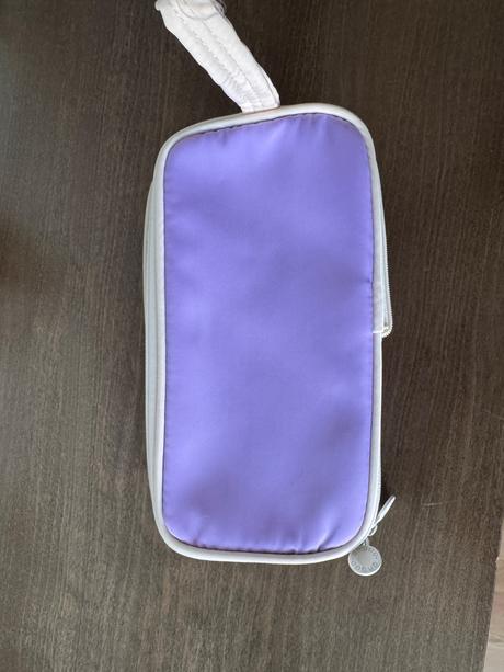 Fialový peračník, 