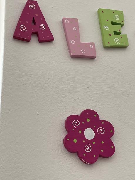 Drevenne pismenka alexandra,