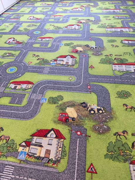 Veľký detský koberec,