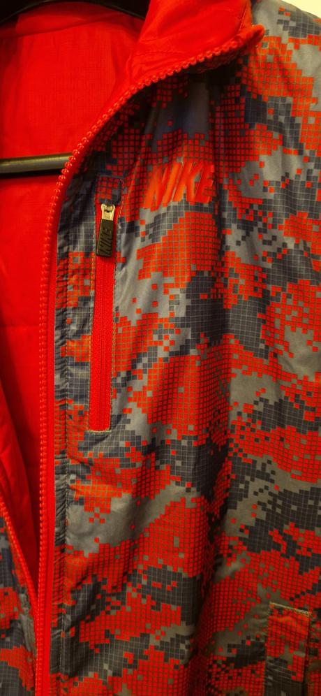 Nike obojstrannà bunda na prechod, nike,152