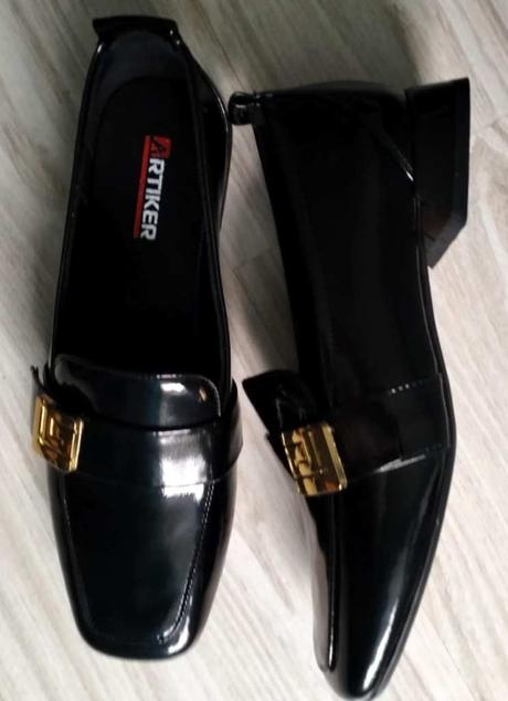 Čierne poltopánky na nízkom podpätku, v.36,39,40, 36 / 39 / 40