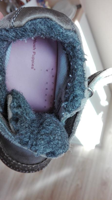 Topanky, hush puppies,22