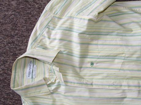 Prúžkovaná košeľa, 44