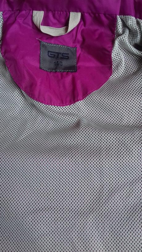 Zbaliteľná outdoorová vetrovka, 140