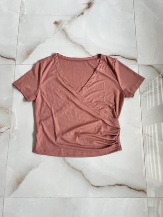 Tričko s výstrihom 1x oblečené, l