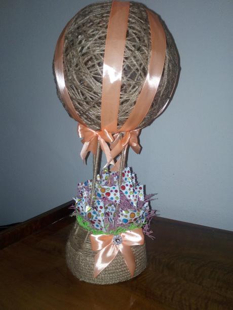 Balón s cukrikami, 
