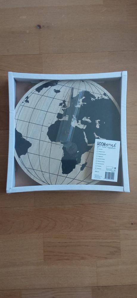 Drevené hodiny zemeguľa/ mapa sveta, 