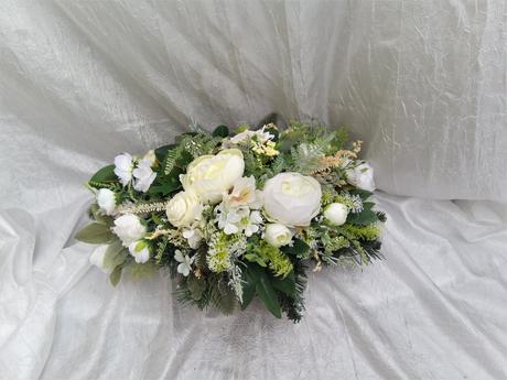 Ikebana zaťažená na hrob, 