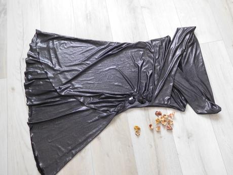 Šaty krástke pružné do leskla 40v, m, m