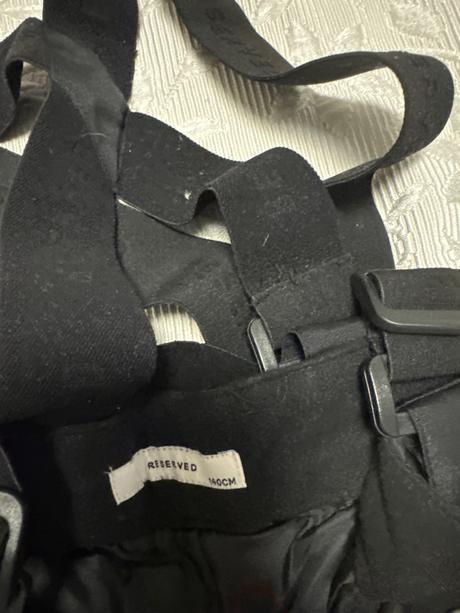 Otepľováky, reserved,140