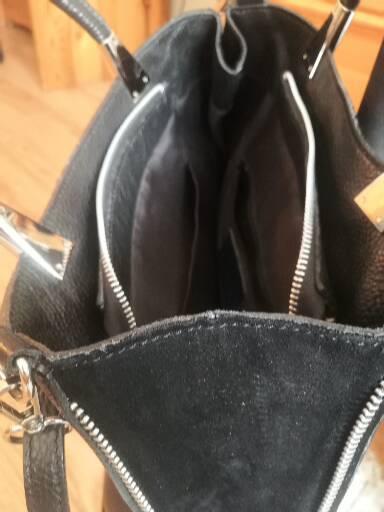 Čierna kožená kabelka, 