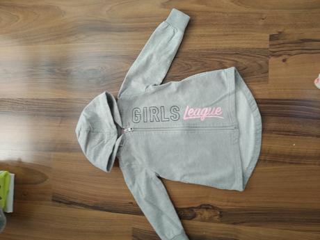 Nádherná mikinka, takko,98