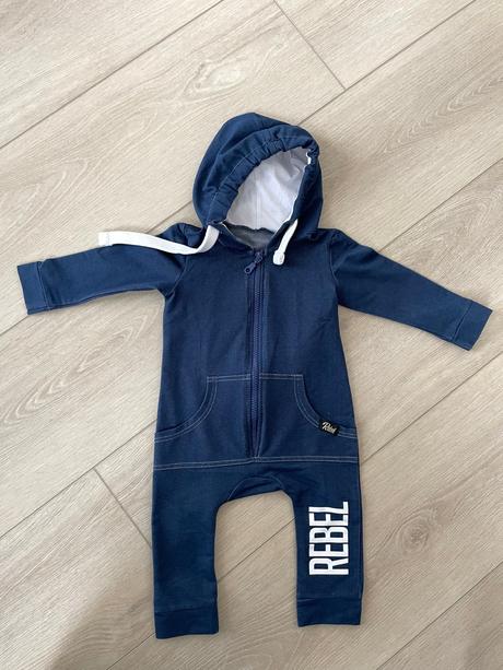 Rebel overal, rebel,80