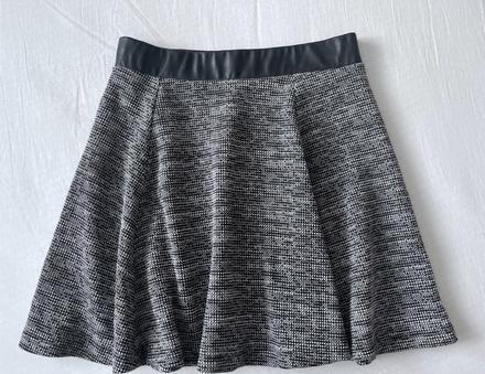 H&m štrukturovaná sukňa vel.s, h&m,s