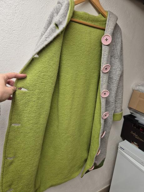 Vlnený kabát zn. makadesign hand made m-l, m