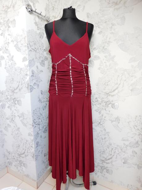 Pekne slavnostne saty, 38 / 40