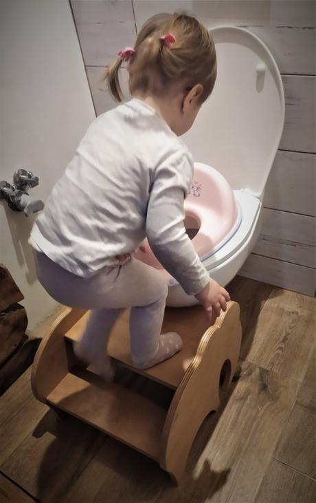 Drevene slonikove + zajacikove schodiky,