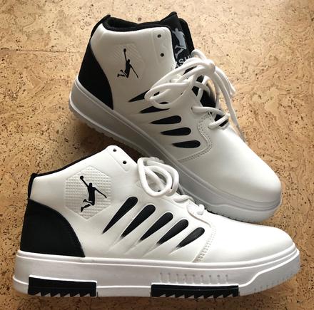 Tenisky unisex 38,5-39-nove, 39