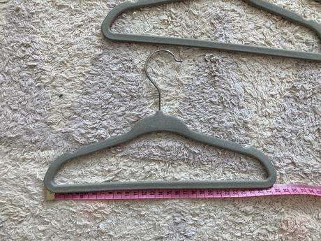 Detske protišmykové vešiaky,