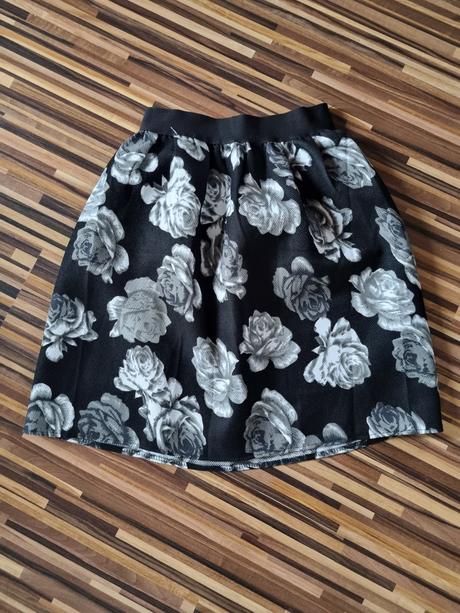 Elegantná sukňa, amisu,m