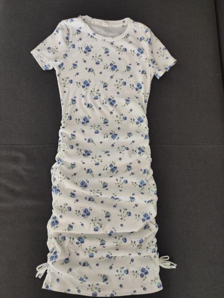 Kvietkovane letne saty, 158