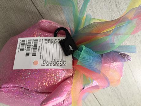 Dievcenska ciapka jednorozec, 