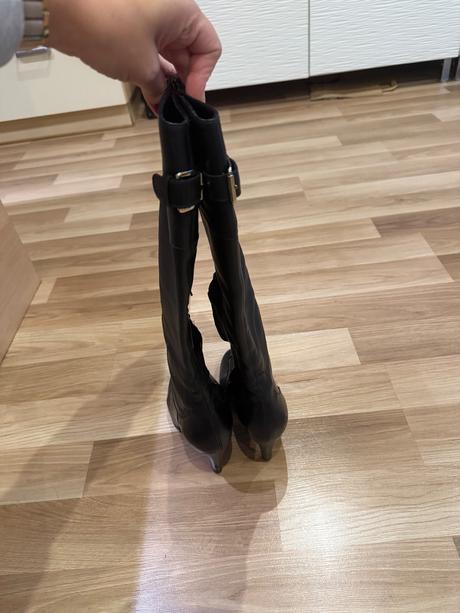 Kozene vysoke cizmy zn. buffalo london, 40