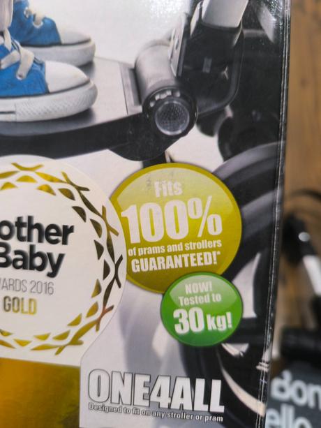 Bumprider skejtik ku kočiaru, bumprider