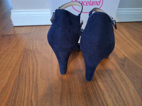 Lodičky, graceland,39