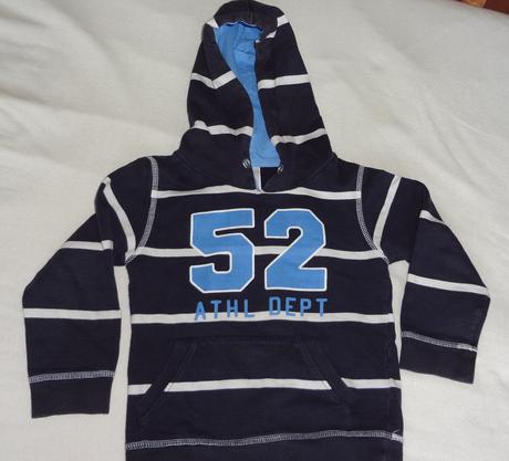 Mikina s číslom v. 110, zn. palomino, palomino,110